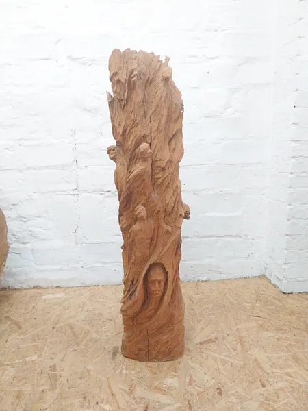 Drifting up — Holzskulptur von Stefan Seitz, Holz