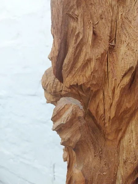 Drifting up — Ansicht 5, Holzskulptur von Stefan Seitz