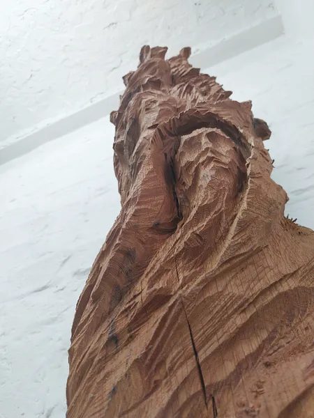 Drifting up — Ansicht 9, Holzskulptur von Stefan Seitz