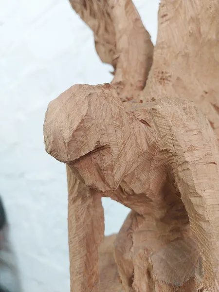 Like to fly — Ansicht 20, Holzskulptur von Stefan Seitz