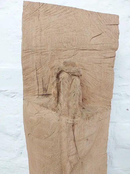 shy. — Vista 12, escultura en madera de Stefan Seitz