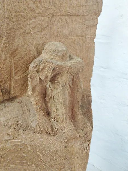 shy. — Vista 5, escultura en madera de Stefan Seitz