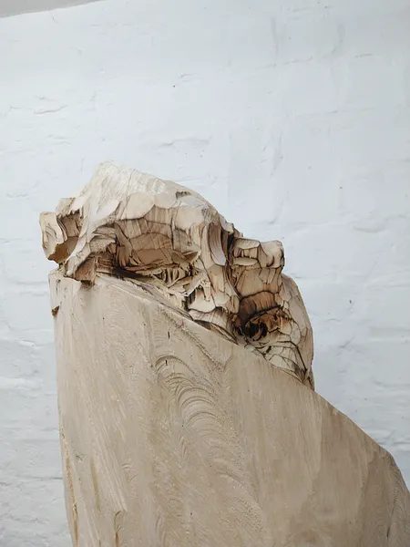Strömungen — Ansicht 12, Holzskulptur von Stefan Seitz