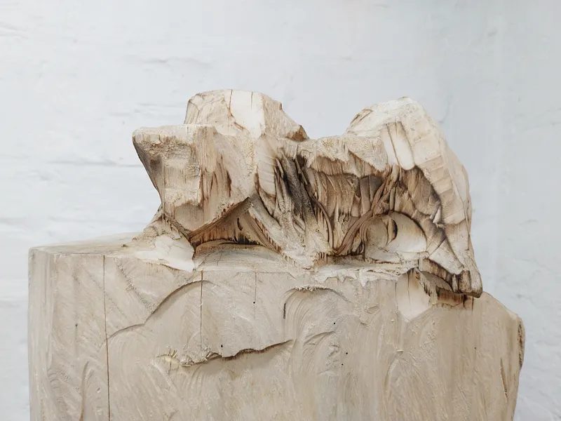 Strömungen — Ansicht 19, Holzskulptur von Stefan Seitz