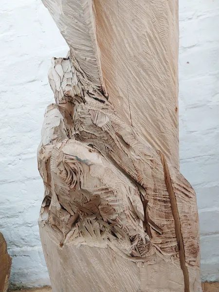Strömungen — Ansicht 3, Holzskulptur von Stefan Seitz