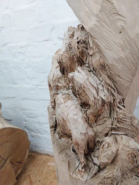 Strömungen — Ansicht 9, Holzskulptur von Stefan Seitz