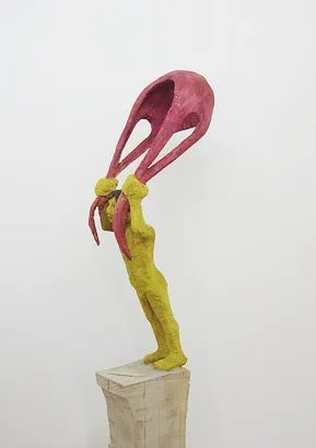 Windplay — Ansicht 4, Holzskulptur von Stefan Seitz